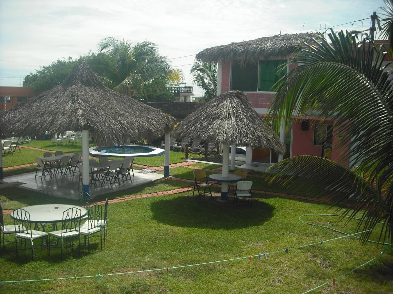 Hotel Villas Del Rey Playa Chachalacas Exterior photo